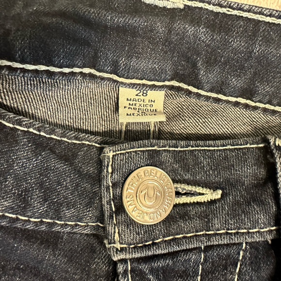 True Religion Mid Cut Off Shorts ‘Rare’ - Size 28 - Picture 2 of 6